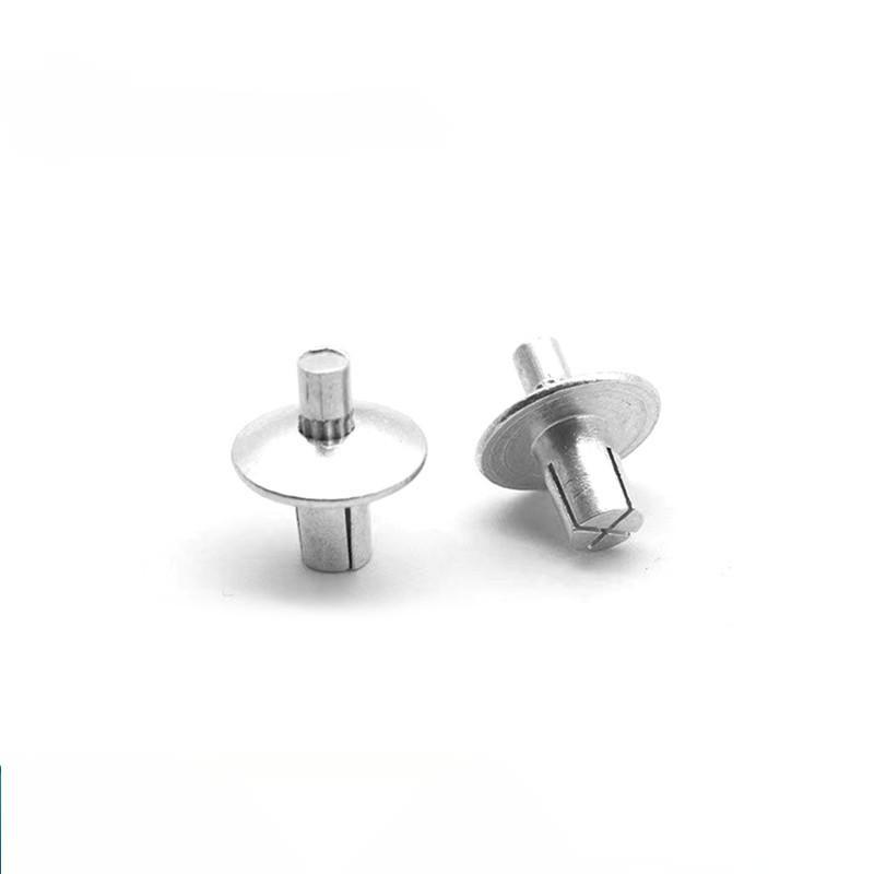 ملٹی میٹریل کور میں داخل ہونے والے rivet